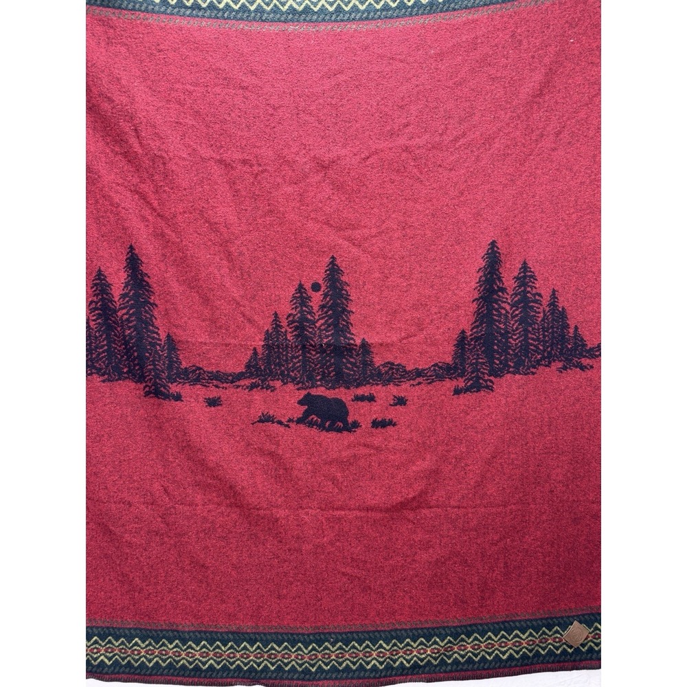 Wooded River Throw Blanket Wool Blend USA Red Black Bear Scene 72" X 60" - Picture 2 of 9